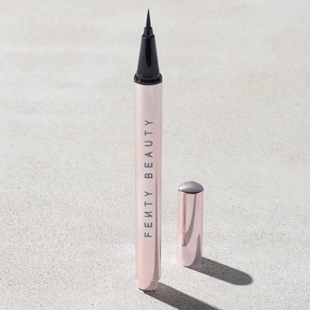 Fenty Beauty FLYLINER Longwear Liquid Eyeliner